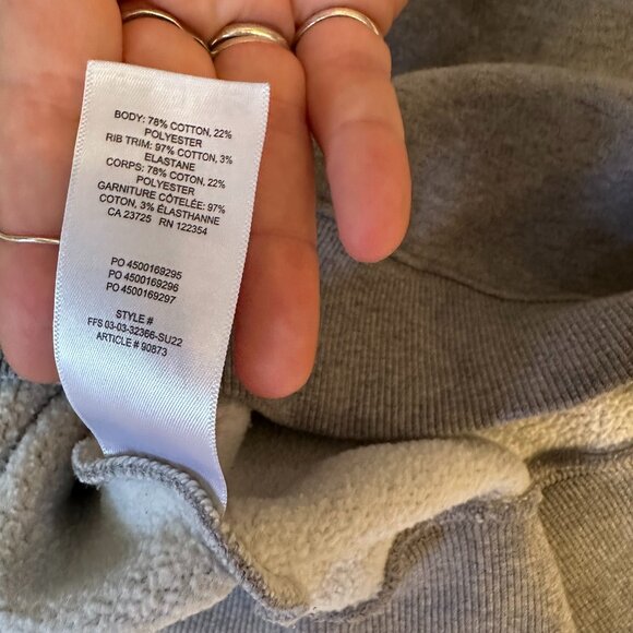 Aritzia TNA Cozy Fleece Perfect Crew Sweatshirt XL (OLD LOGO) - Picture 7 of 7